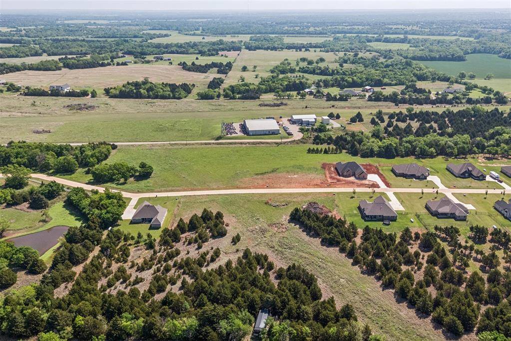 9452 Regado CT, Guthrie, OK 73044