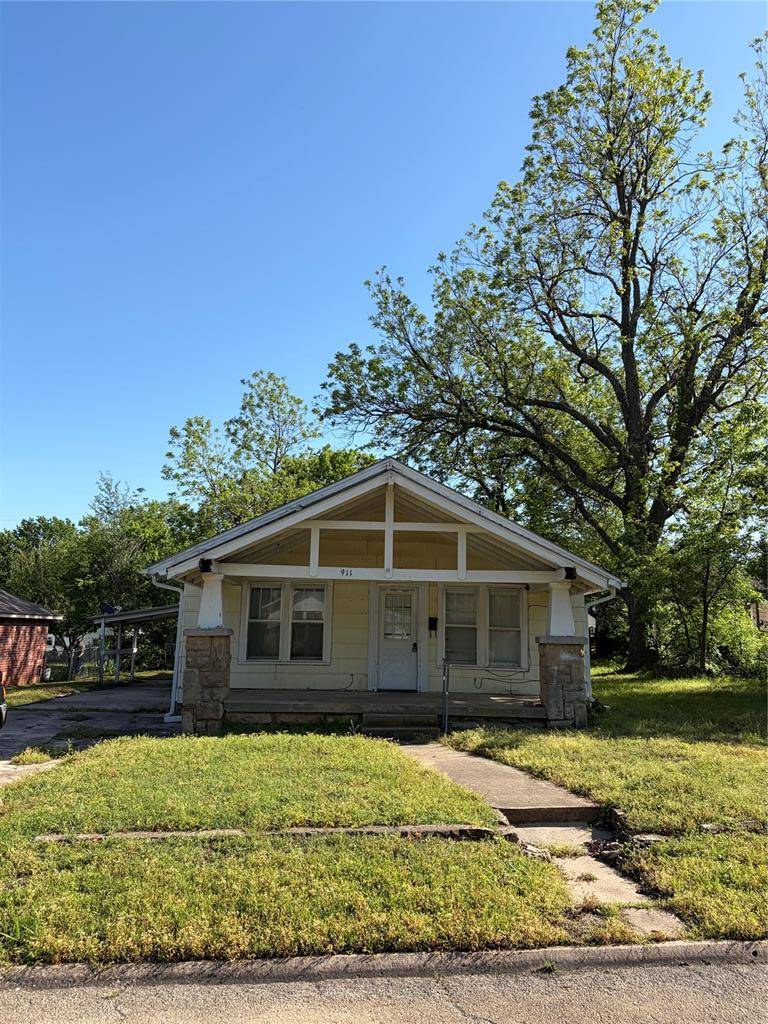 911 E 3rd ST, Cushing, OK 74023