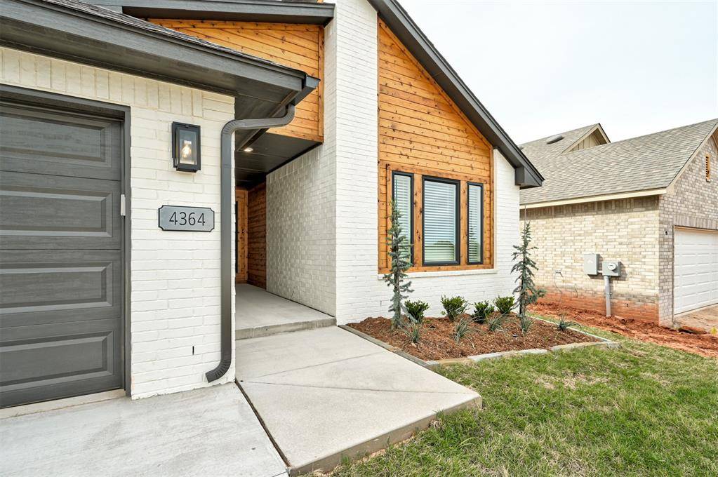4364 Ranchwood DR, Edmond, OK 73025