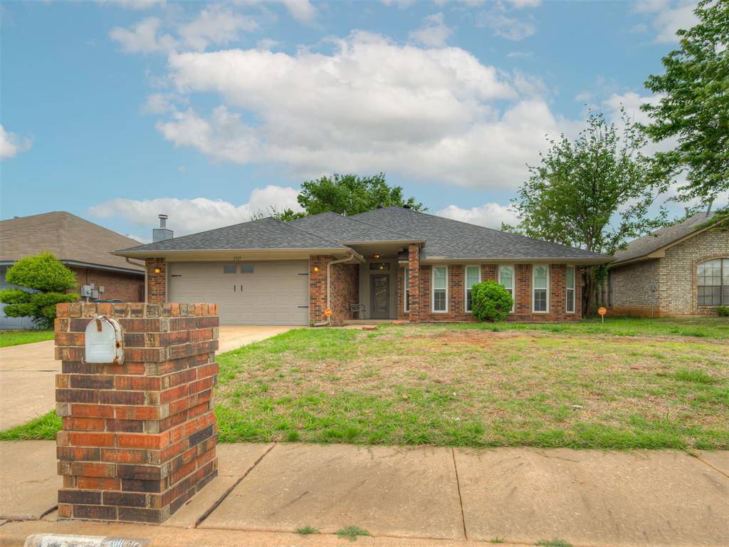 1717 Rocky Mountain WAY, Edmond, OK 73003