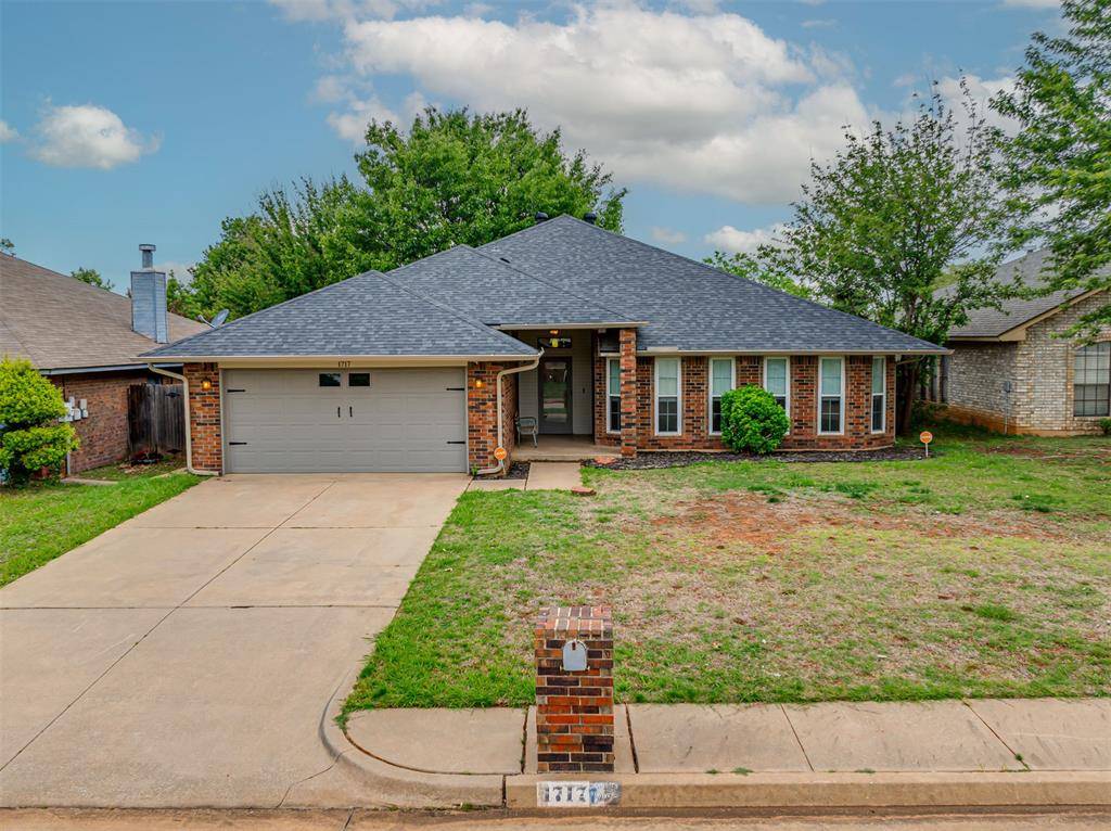 1717 Rocky Mountain WAY, Edmond, OK 73003