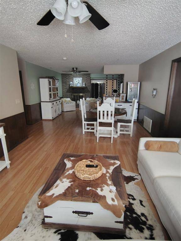1505 Crestview DR, Cordell, OK 73632