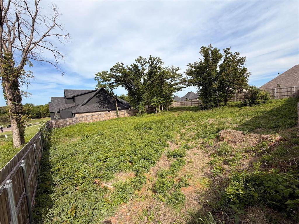 4624 Maple Ridge DR, Edmond, OK 73034