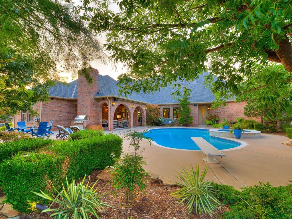 8316 NW 125th ST, Oklahoma City, OK 73142