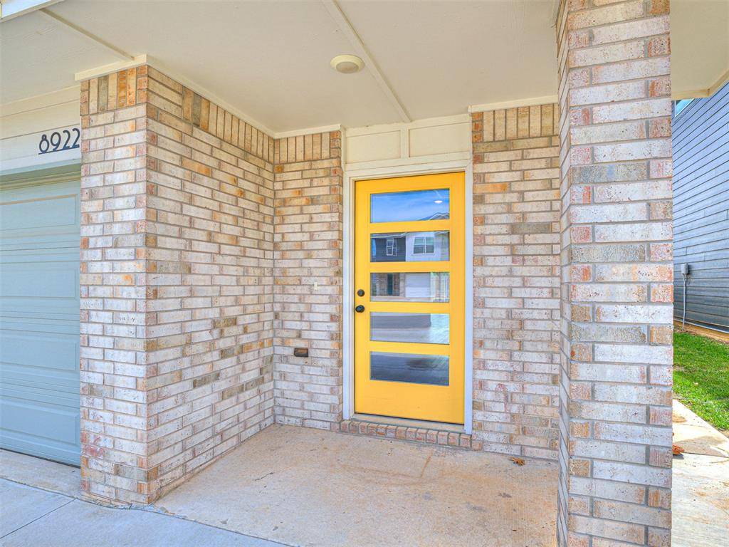 8922 NW 109th TER, Oklahoma City, OK 73162