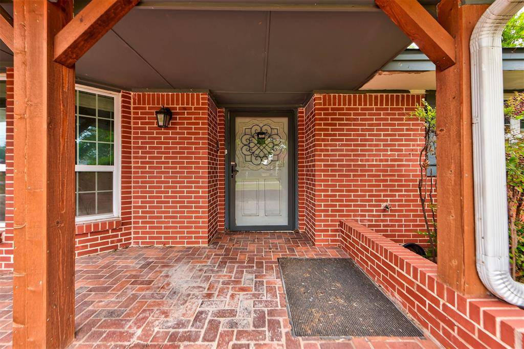 1506 W Walnut ST, El Reno, OK 73036