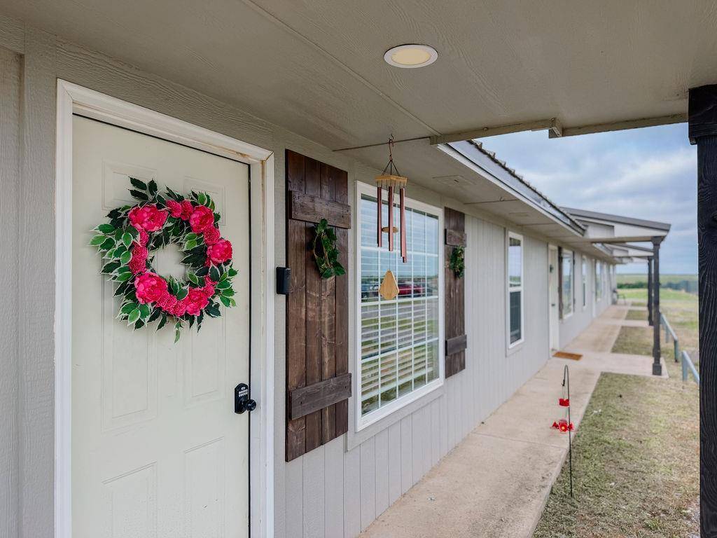 3521 Quail Run ST, Hinton, OK 73047