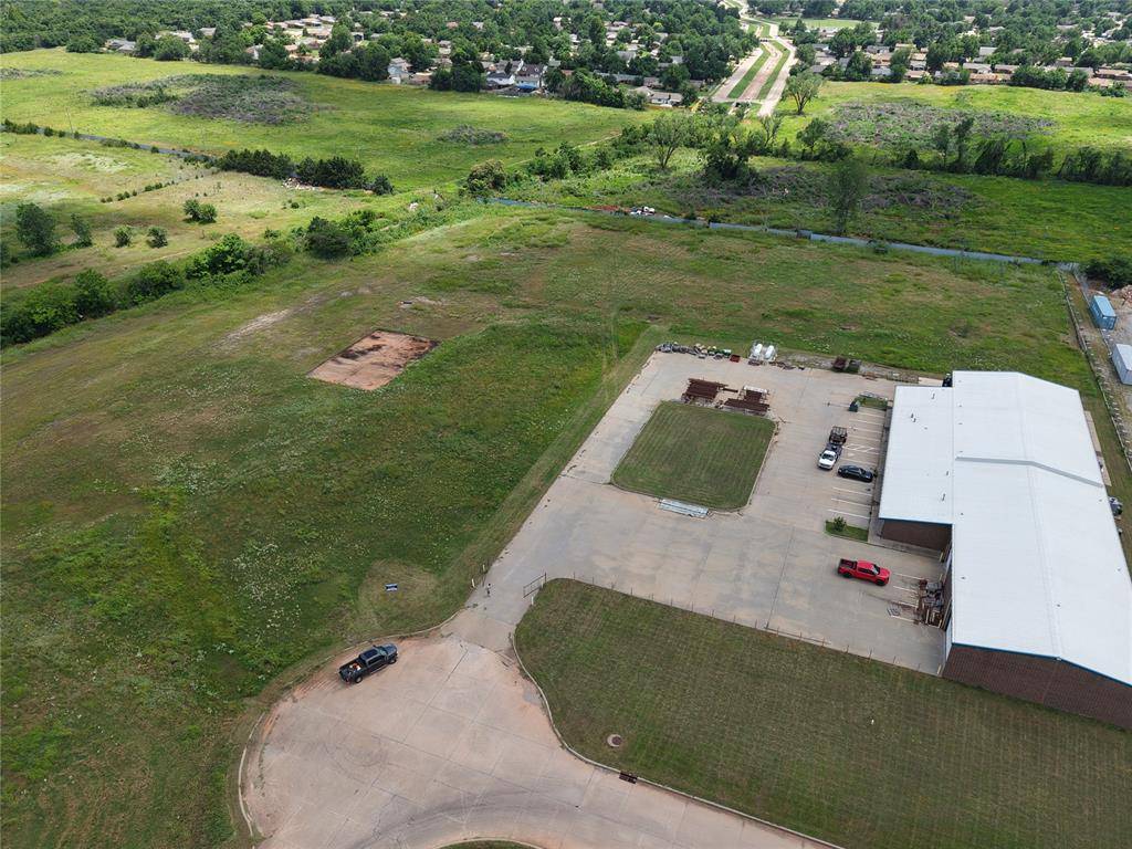3250 SE 30th ST, Del City, OK 73115