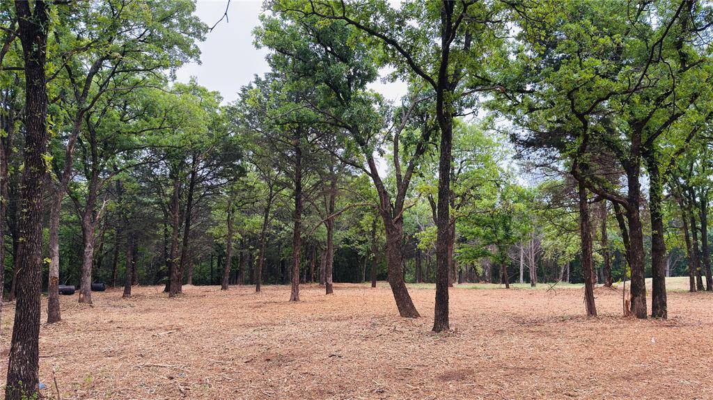 5928 Crest DR, Guthrie, OK 73044