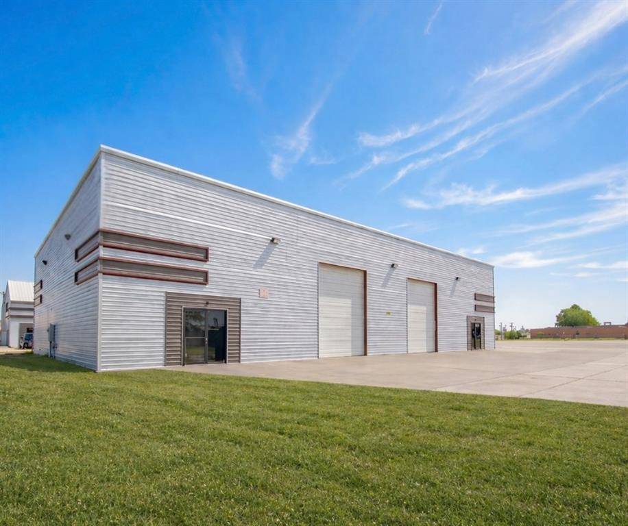 4415 SW 3rd ST, Oklahoma City, OK 73108
