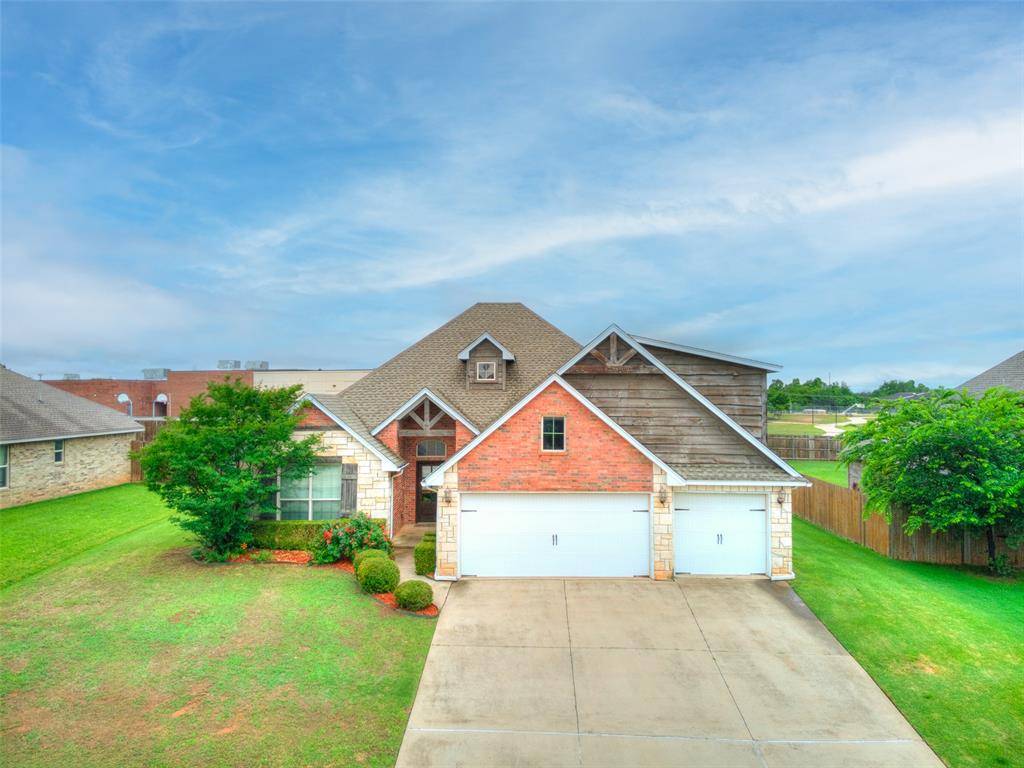 4901 Arbuckle DR, Edmond, OK 73025