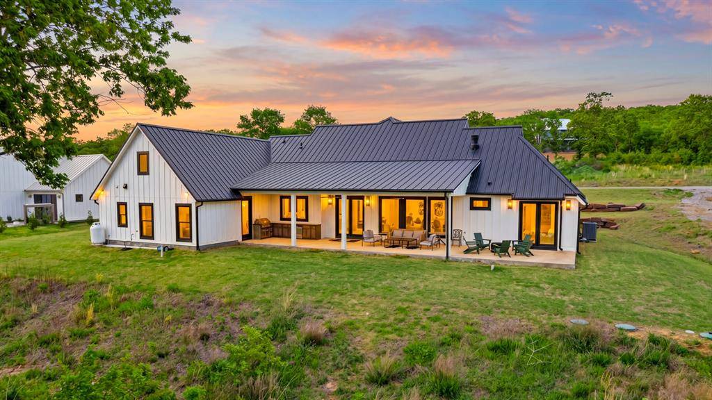 754 Pebble Ridge ARC, Eufaula, OK 74432