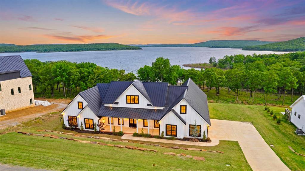 754 Pebble Ridge ARC, Eufaula, OK 74432