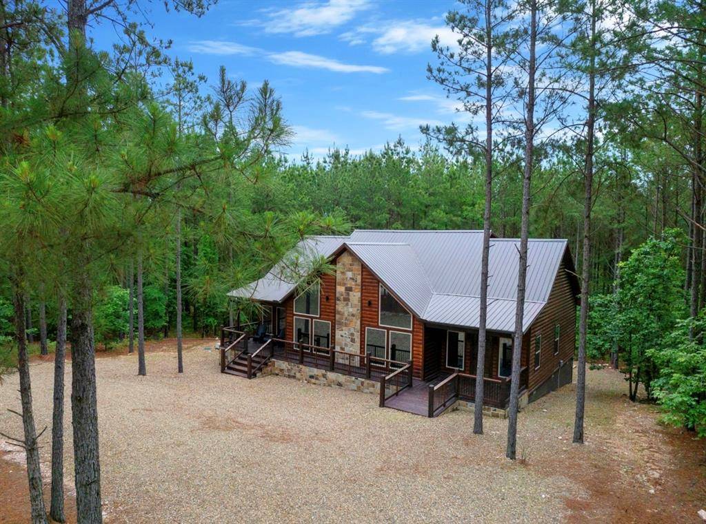 138 LOST CREEK TRL, Broken Bow, OK 74728