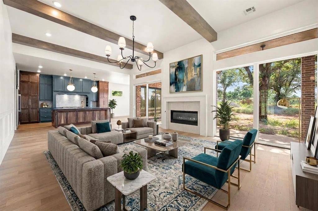 6201 Canopy LN, Edmond, OK 73025