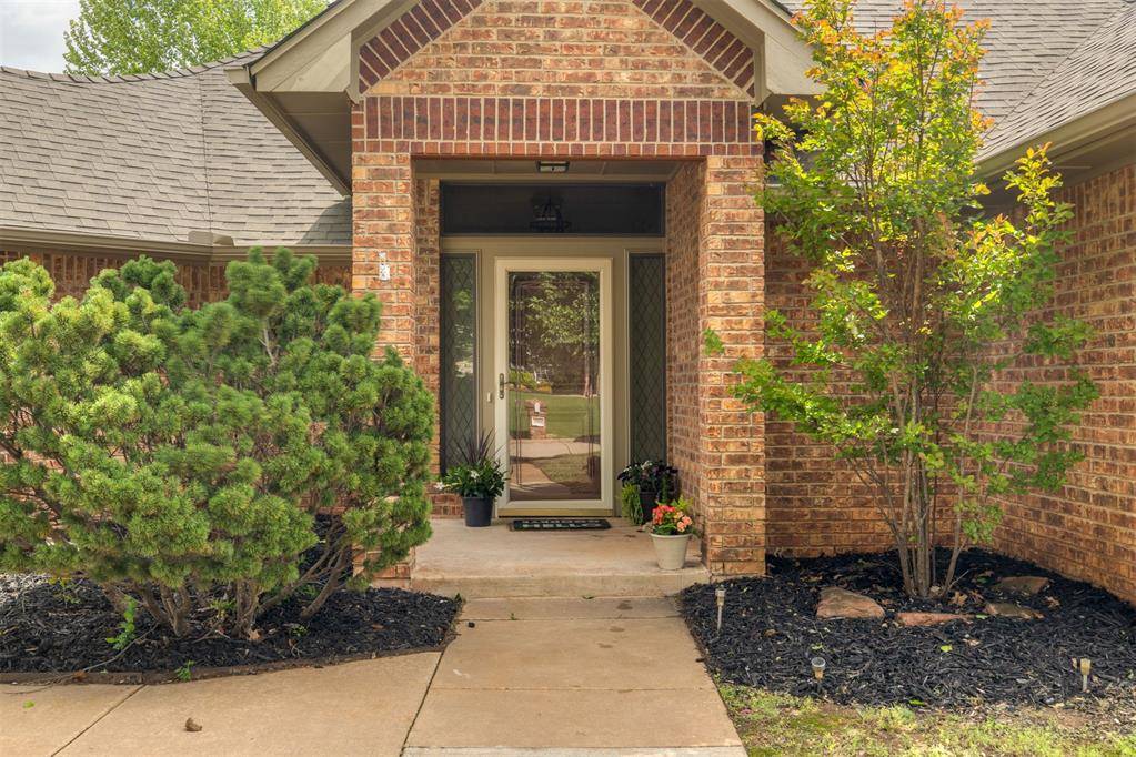 18016 San Mateo CT, Oklahoma City, OK 73012