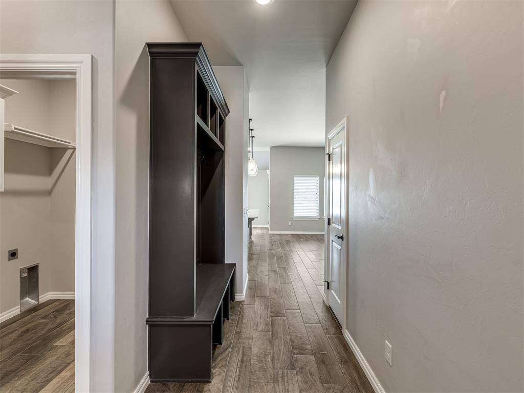 12316 SW 31st ST, Yukon, OK 73099