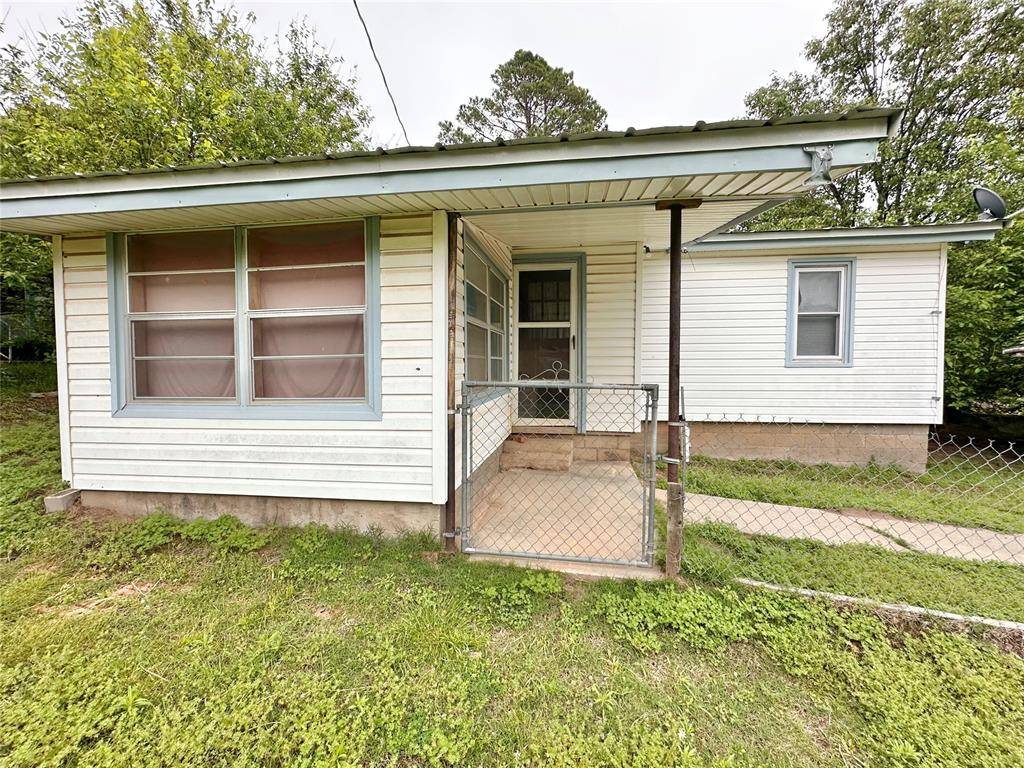 804 S Pottenger AVE, Shawnee, OK 74801