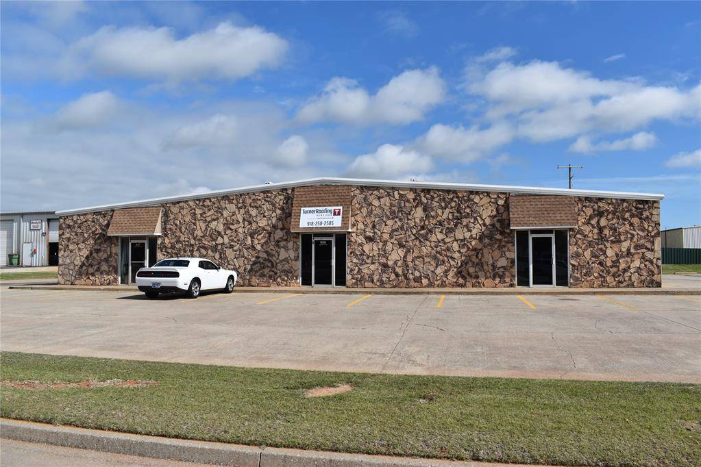 841 Industrial DR, Yukon, OK 73099