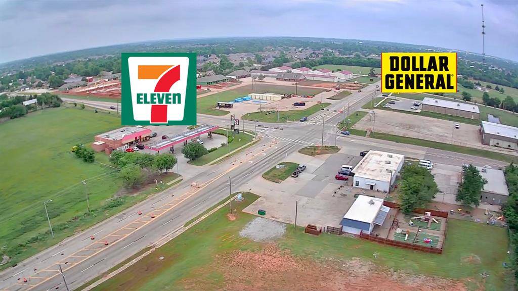 1724 W West Highway 152 HWY, Mustang, OK 73064