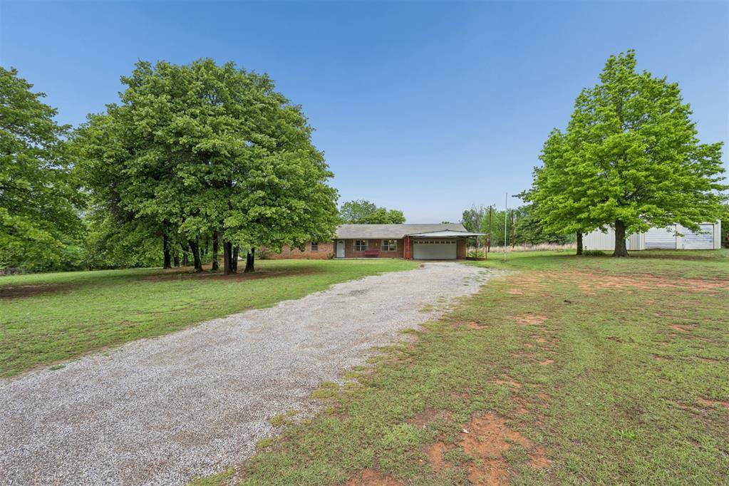 13979 State Highway 76, Lindsay, OK 73052