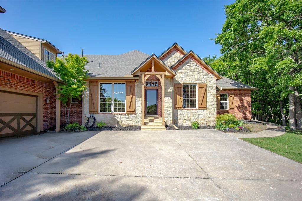 6205 Valley Ridge DR, Edmond, OK 73034