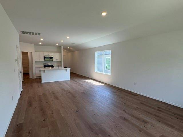 1213 Saddle DR, Guthrie, OK 73044