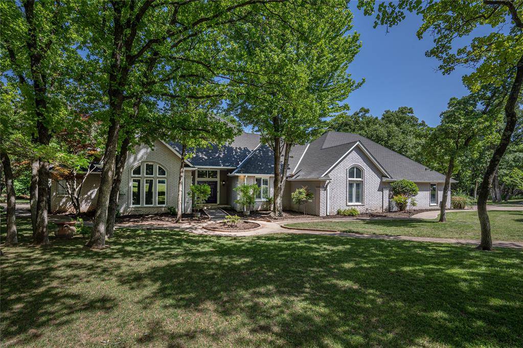 2500 Perth DR, Edmond, OK 73013