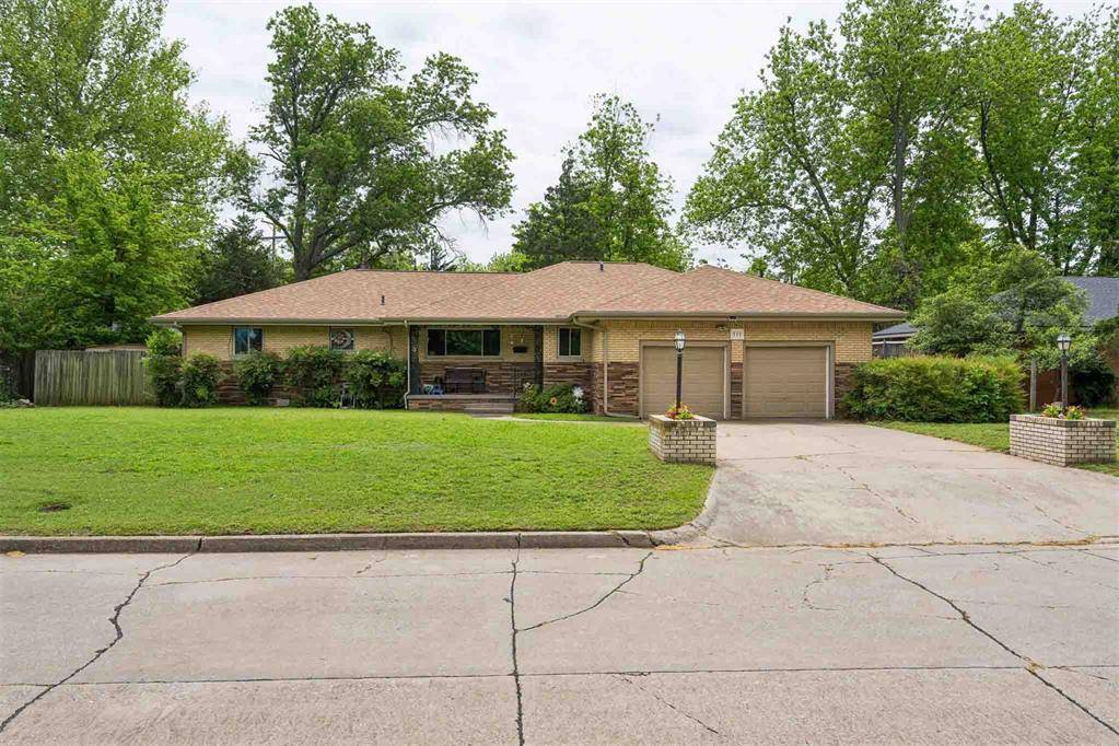 111 Crestmont AVE, Norman, OK 73069