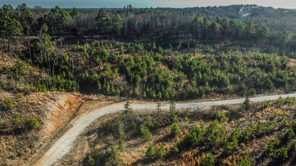 543 Woodland Ridge TRL, Broken Bow, OK 74728