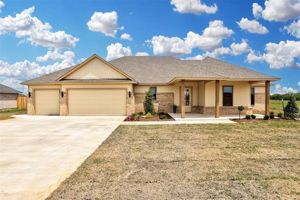 1026 Maverick PASS, Piedmont, OK 73078