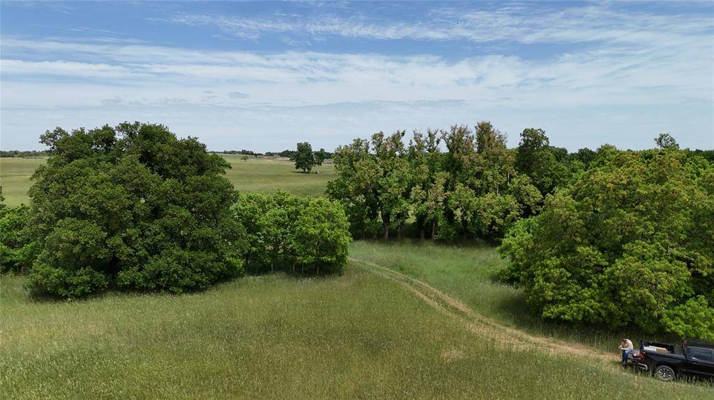 N Broadway RD #9, Guthrie, OK 73044