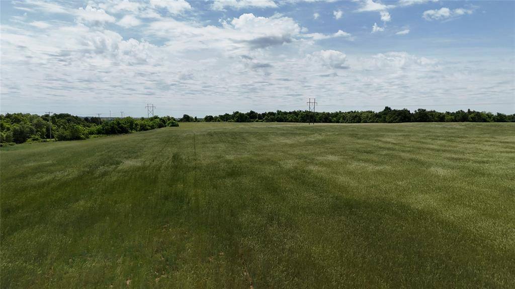 N Broadway RD #9, Guthrie, OK 73044