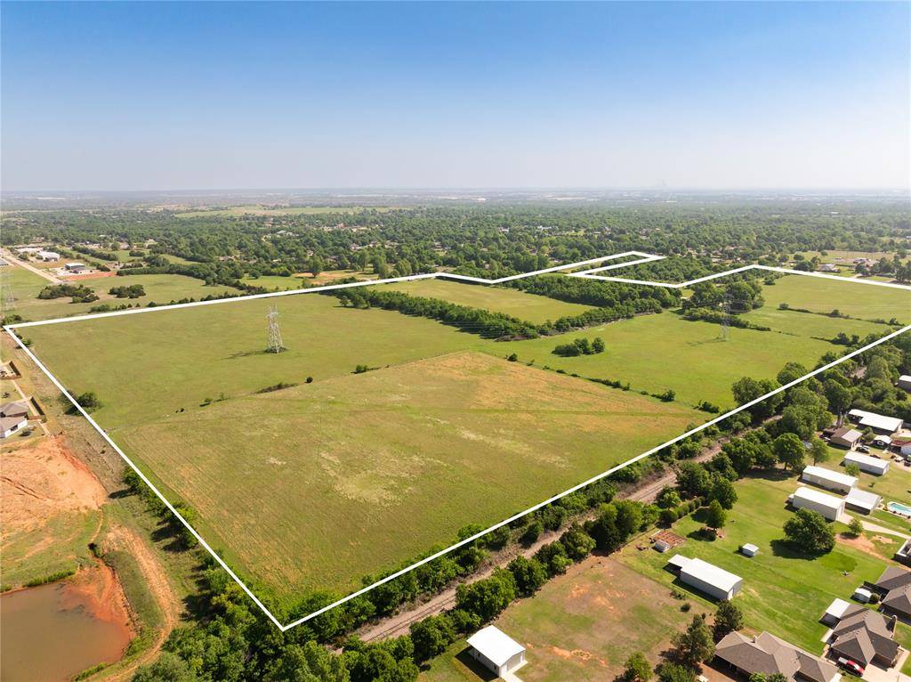 1115 S Morgan RD, Mustang, OK 73064