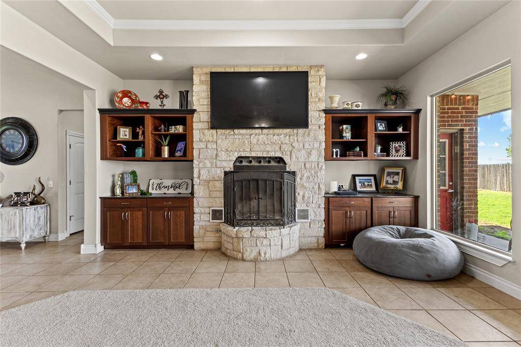 3540 Callaway DR, Weatherford, OK 73096