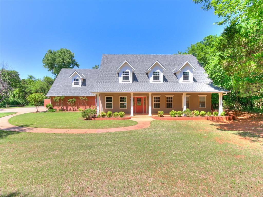 1851 Silver Oaks DR, Edmond, OK 73025