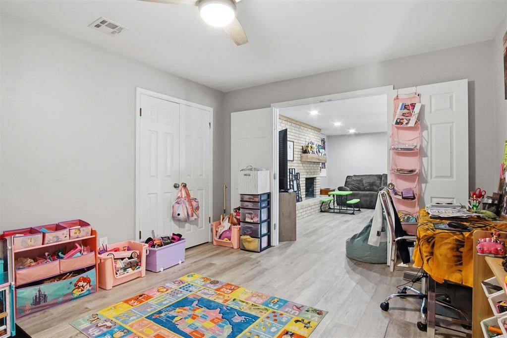 6304 NW 82nd ST, Oklahoma City, OK 73132