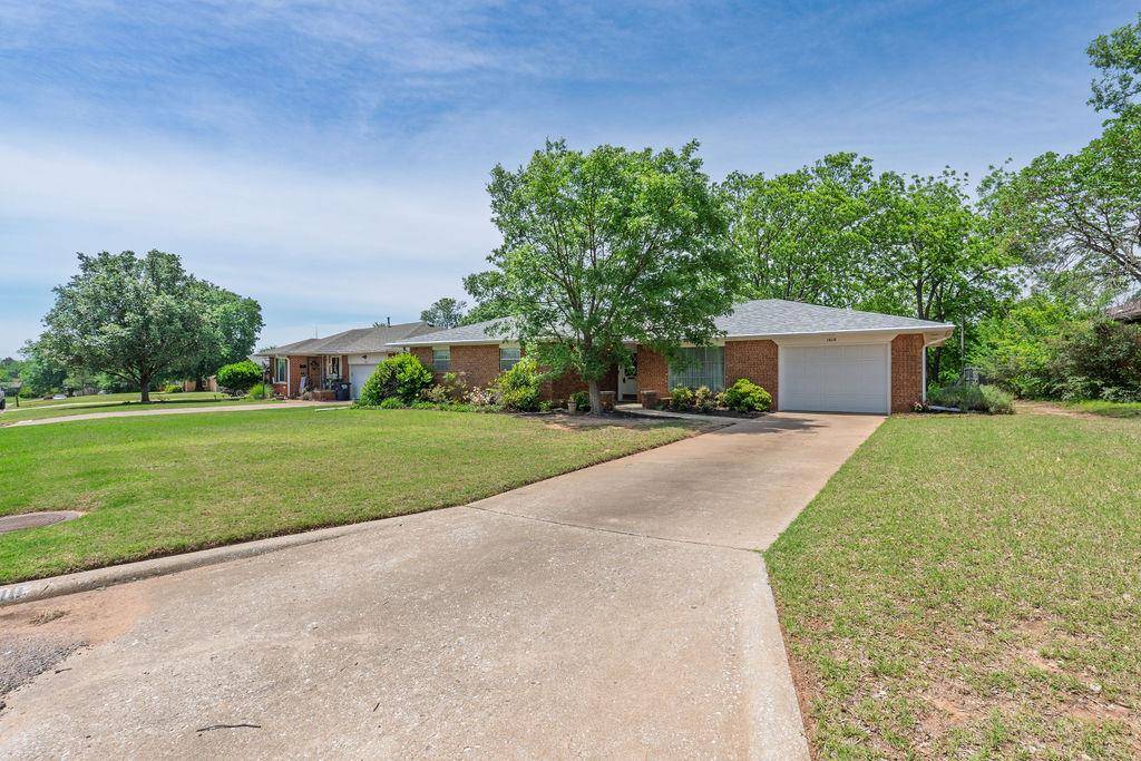 1618 N Oklahoma AVE, Shawnee, OK 74804