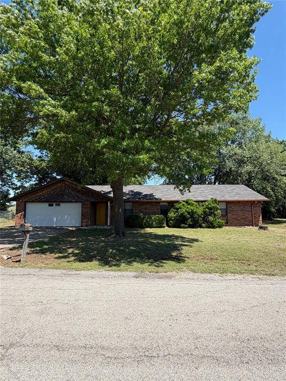 722 Arrowhead ST, Elmore City, OK 73433