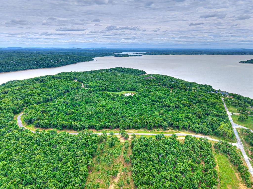 216 Patriot Pointe, Eufaula, OK 74432