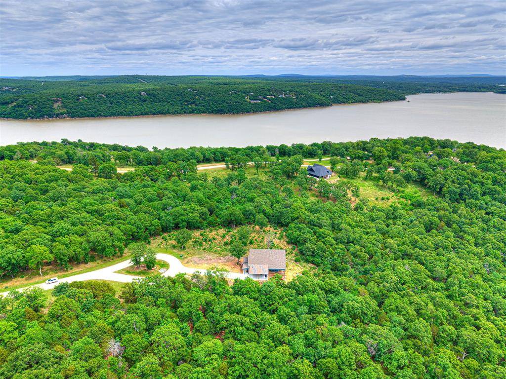 313 Patriot Pointe #A, Eufaula, OK 74432