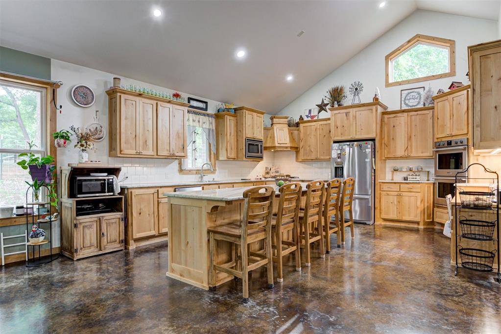 7761 High Meadow RD, Noble, OK 73068