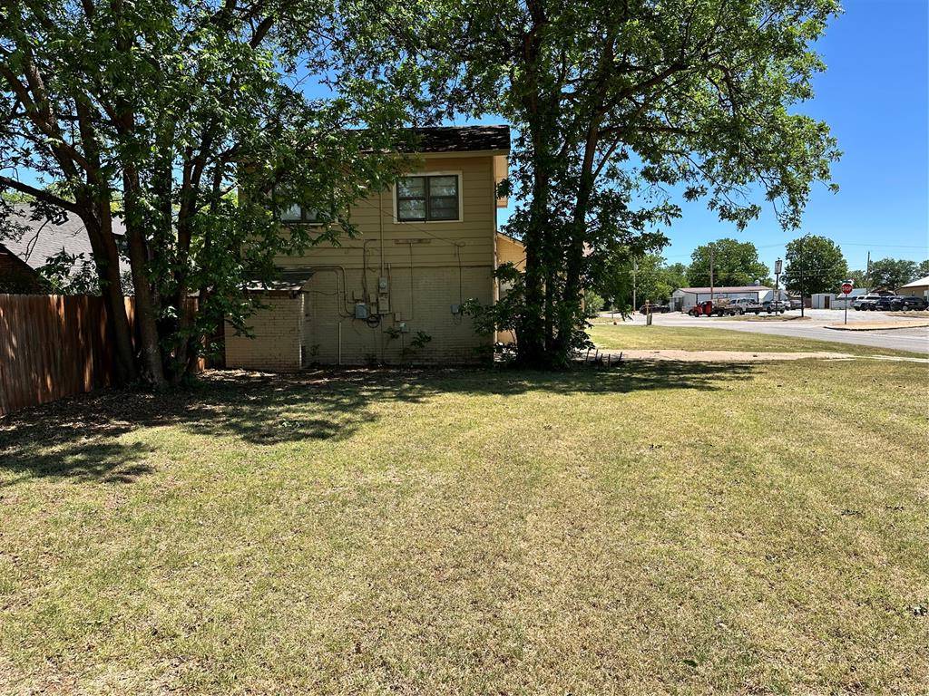 1401 N Us Route 66/ 4th Street ST, Sayre, OK 73662