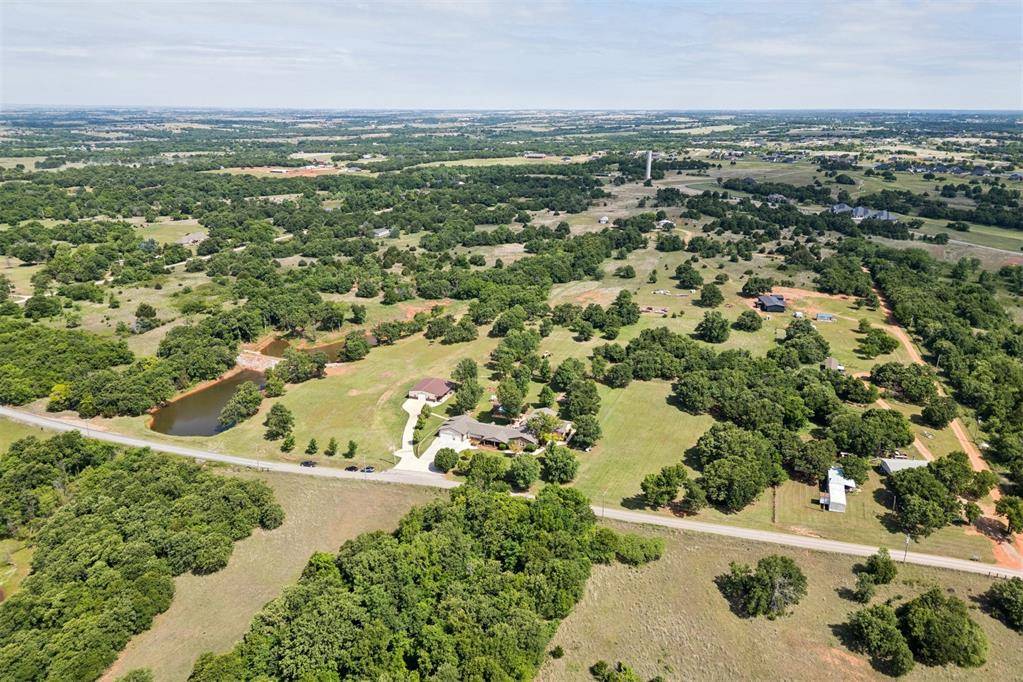 2264 County Road 1350 RD, Blanchard, OK 73010