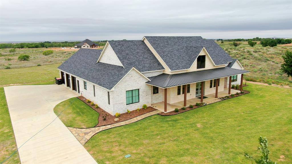 15517 S County Road 206, Blair, OK 73526