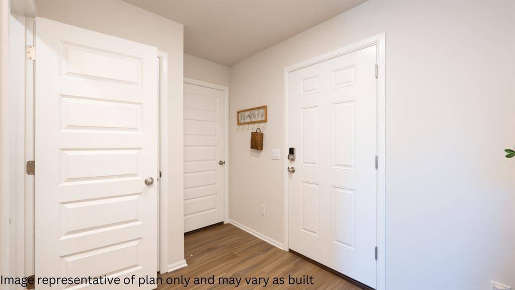 11549 SW 40th ST, Mustang, OK 73064