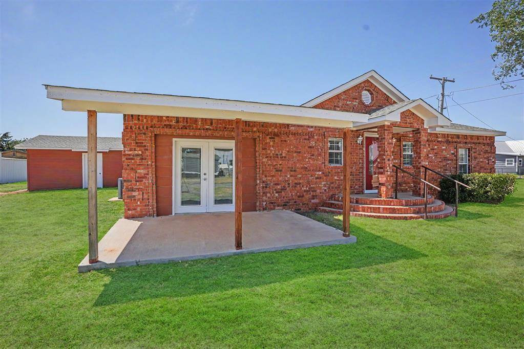 112 S Bryan AVE, Duke, OK 73532