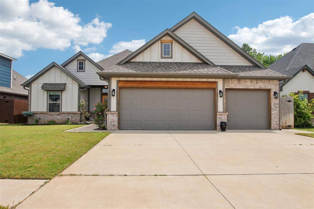 600 E Barajas TER, Mustang, OK 73064