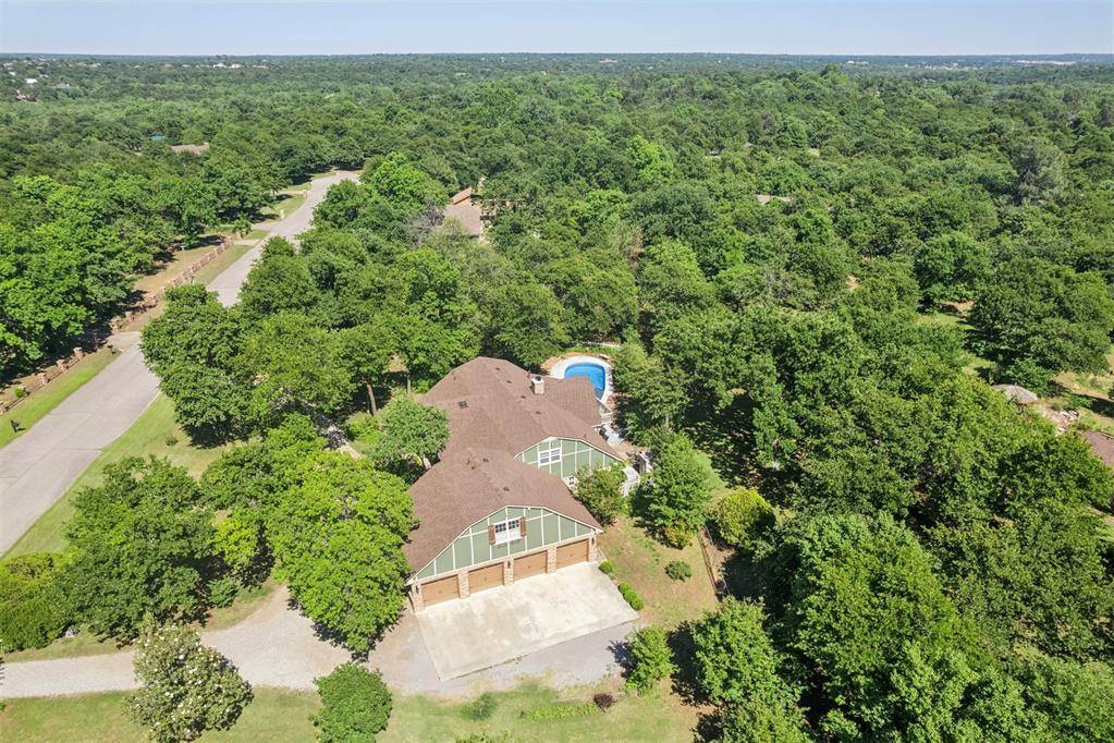 3824 Smoking Oaks DR, Oklahoma City, OK 73150