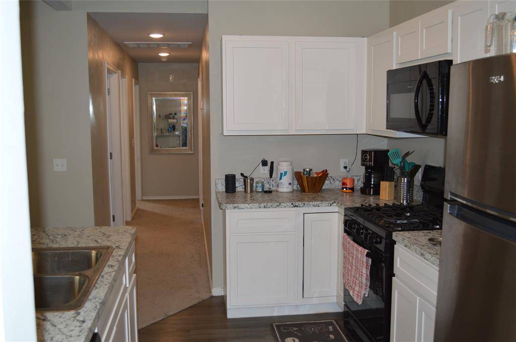 822 Highgarden CIR, Noble, OK 73068